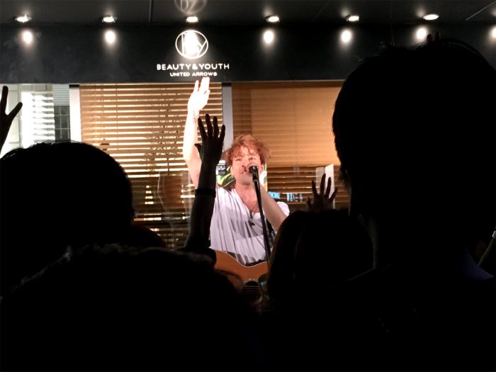 juonミニライブ&サイン会神戸ミント前KOBE