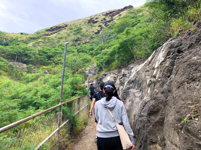 ハワイ ダイヤモンドヘッド 観光 登山 感想 レビュー