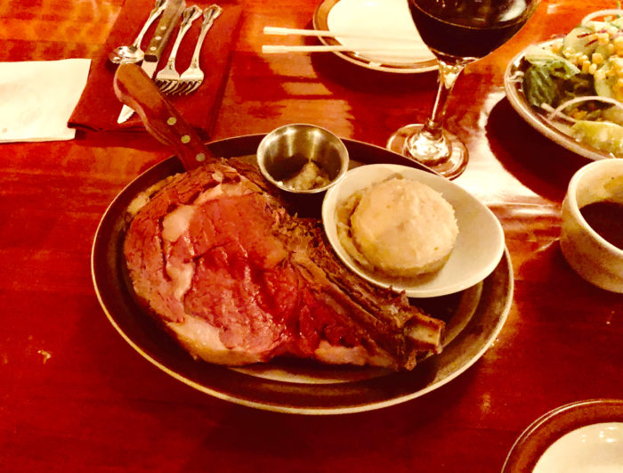 チャックス･セラー chuck's cellar ステーキ･ハウスレストラン リブステーキ 肉